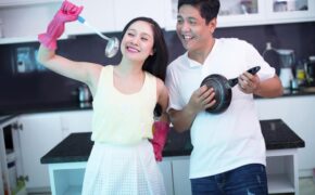 Đức Thịnh – Yêu vợ nên yêu giặt giũ”