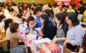 200 thương hiệu cao cấp giảm 50% tại VStyle’s Private Sale