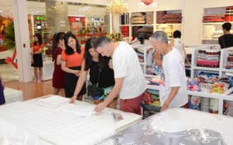 Hoàng Hải Forever: Những mẫu chăn ga tuyệt đẹp cho ngày Tết