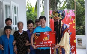 Bính Thân đón lộc, chuyện cổ tích đầu xuân