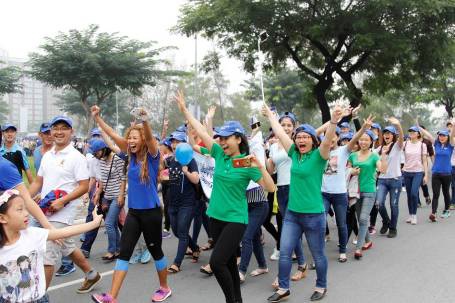 Huấn luyện viên Thúy Uyên đã thực sự truyền cảm hứng cho mọi người về lối sống năng động và ý thức hơn về việc chăm sóc cho đôi chân của mình