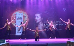 Truyền cảm hứng chăm sóc tóc mùa lạnh cho bạn gái