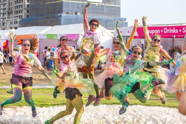 Hết lễ? Lo gì vì sắp đến Color Me Run rồi! - 7