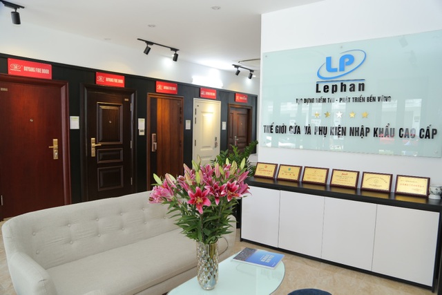 Cửa chống cháy Buyang tại showroom B18-12b, KĐT Vinhomes Gardenia, Hà Nội