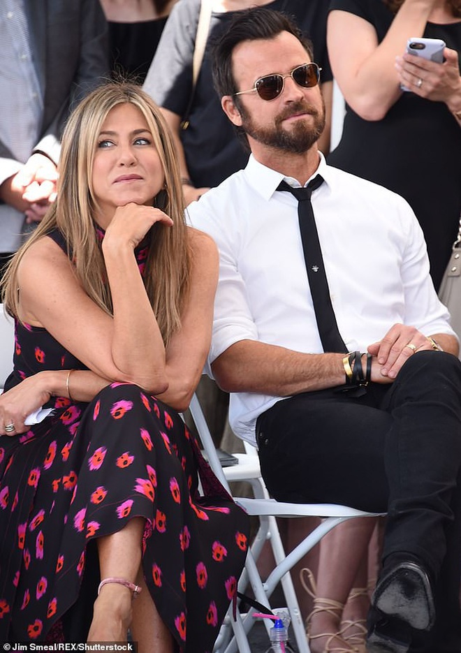 Jennifer Aniston - Người phụ nữ học cách mỉm cười sau những cuộc hôn nhân đổ vỡ - 4