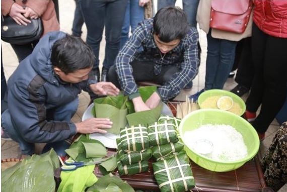 Ngày hội đã bắt đầu diễn ra tại Hà Nội và thu hút sự chú ý của rất nhiều bạn trẻ.