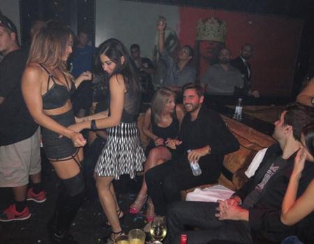 Chị cả nhà Kardashian chia tay người tình vì con cái - 2 Scott Disick