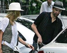 Kate Moss có tình nhân mới?