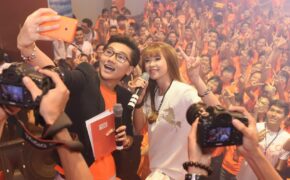 Khởi My, Noo Phước Thịnh, Đông Nhi: Bắc tiến để YOLO selfie