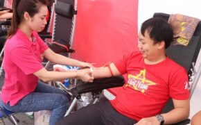 Gần 200 đơn vị máu được huy động trong ngày hội hiến máu