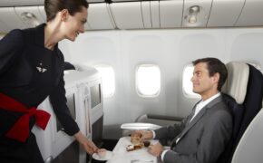 Chu du trời âu trên nhưng chuyến bay êm ái