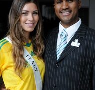 110 người đẹp bận rộn với hoạt động ngoài trời