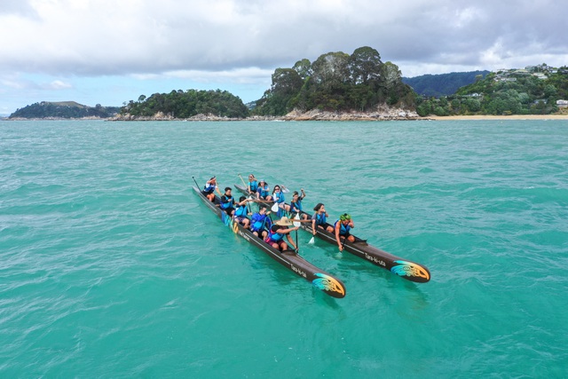 Hoàng Bách dạy con về tình yêu thiên nhiên ở New Zealand - 3