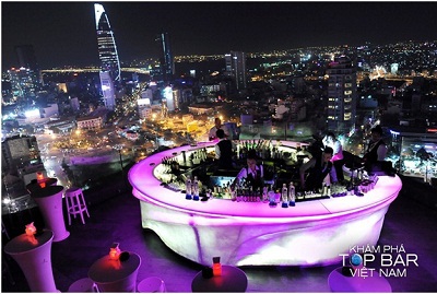 Khoảng trời đêm rực rỡ tại Chill Skybar