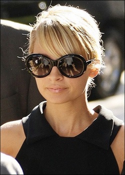 Nicole Richie nhận mức án phạt nhẹ nhất! - 1