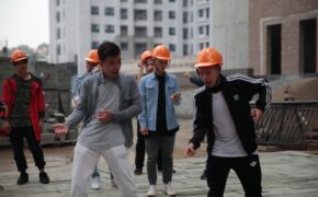 Thú vị với màn xin lỗi vợ “đắt giá”