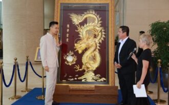 Bí quyết để chọn món quà mang lại phú quý cho năm mới 2017