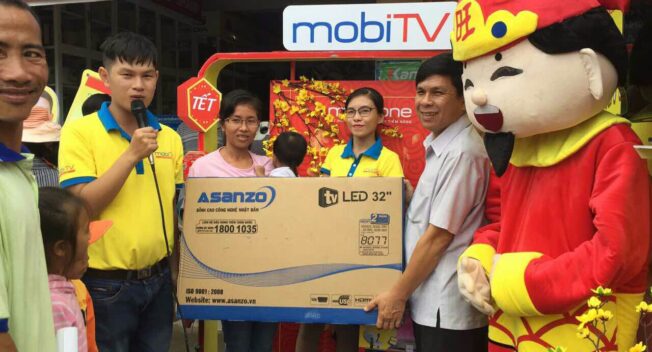 Siêu thị, cửa hàng điện máy mùa Tết: Náo nhiệt hơn, ưu đãi lớn hơn