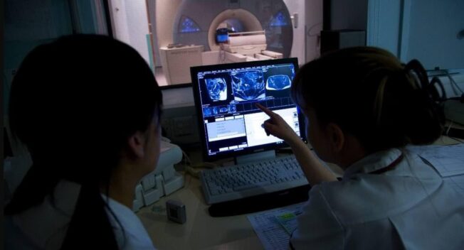 9 địa chỉ điều trị xương khớp uy tín tại Hà Nội