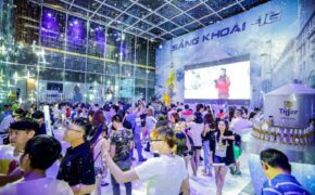 Giới trẻ Nha Trang ngóng chờ tuyết mùa hè