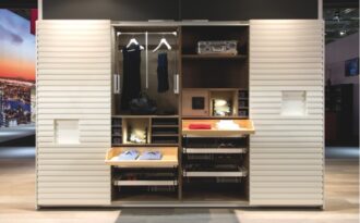 Bí mật đằng sau những tủ quần áo đẹp và khoa học