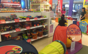 Một loạt nhãn hàng đồ chơi ra quân “sales khủng” nhân dịp 1/6