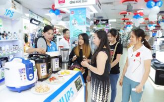 Bữa cơm ngon dẻo nhờ nồi cơm điện chuẩn mực mới