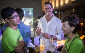 Ông chủ SevenFriday hội ngộ người yêu đồng hồ tại Sài Gòn