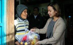 Sao Việt đồng hành trao quà từ thiện cho người dân vùng tâm bão Damrey