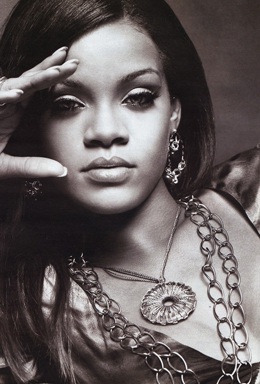 Rihanna - Gợi cảm và tươi trẻ - 4