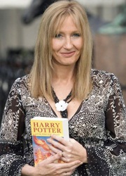 J.K Rowling: Buồn khi thôi viết Harry Potter