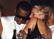 Sienna Miller ngày càng gần gũi với Puff Diddy