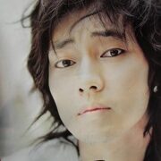 So Ji Sub thích làm từ thiện