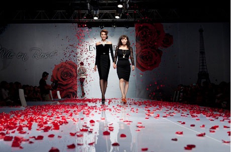 Fall Winter Fashion Show Eva de Eva 2012: “ Lavie en Rose”