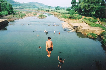 Mùa hè “sởn tóc gáy” của em - 1