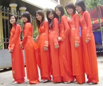 Teens “bán duyên” mùa cưới