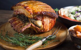 Ngất ngây với sườn nướng thảo mộc