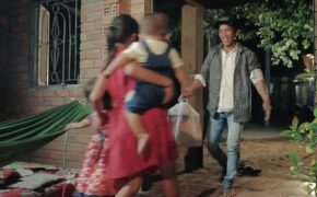 Ước mơ giản dị của “bà mẹ tám tuổi” khiến vạn người cảm động