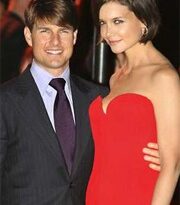 Tom Cruise và Katie Holmes ngủ… riêng