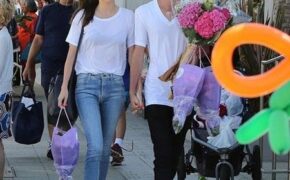 Miranda Kerr lần đầu lộ ảnh hẹn hò bạn trai tỷ phú